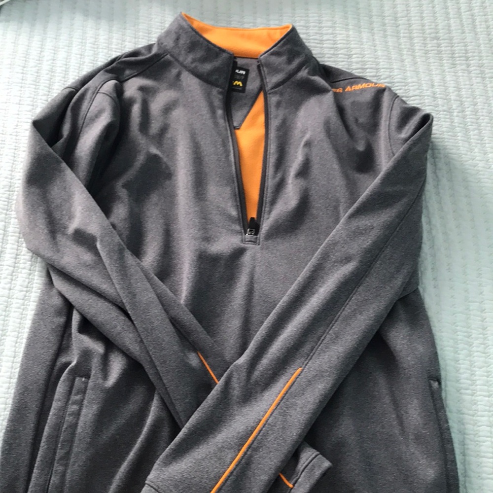 Underarmour sweatshirt